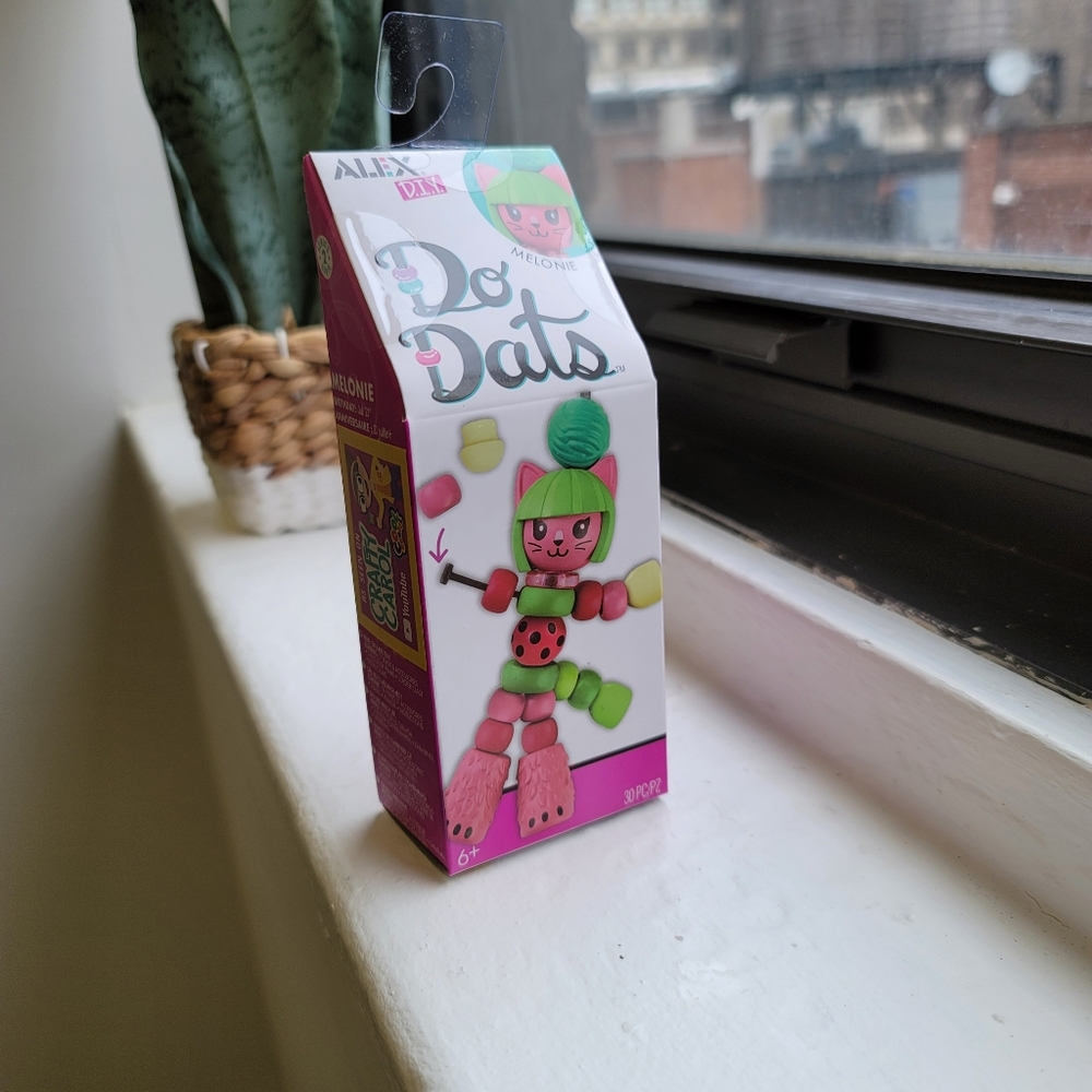 COPY - do dats series 2 melonie keychain nib